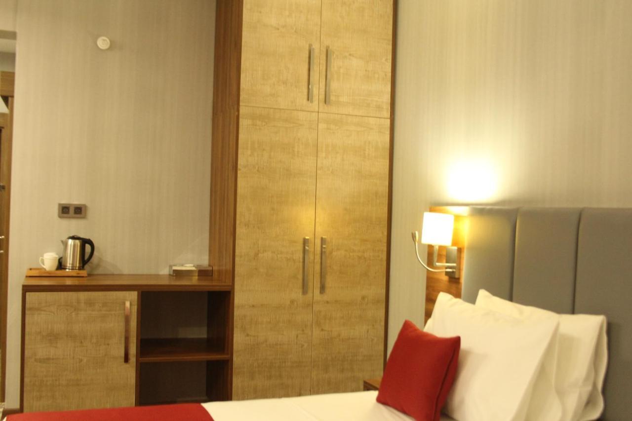 Ramada By Wyndham Van Exterior photo